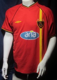 CAMISETA-FUTBOL-UMBRO-ARIA-JUGADOR-BALJIC-14-TALLA-L.jpg